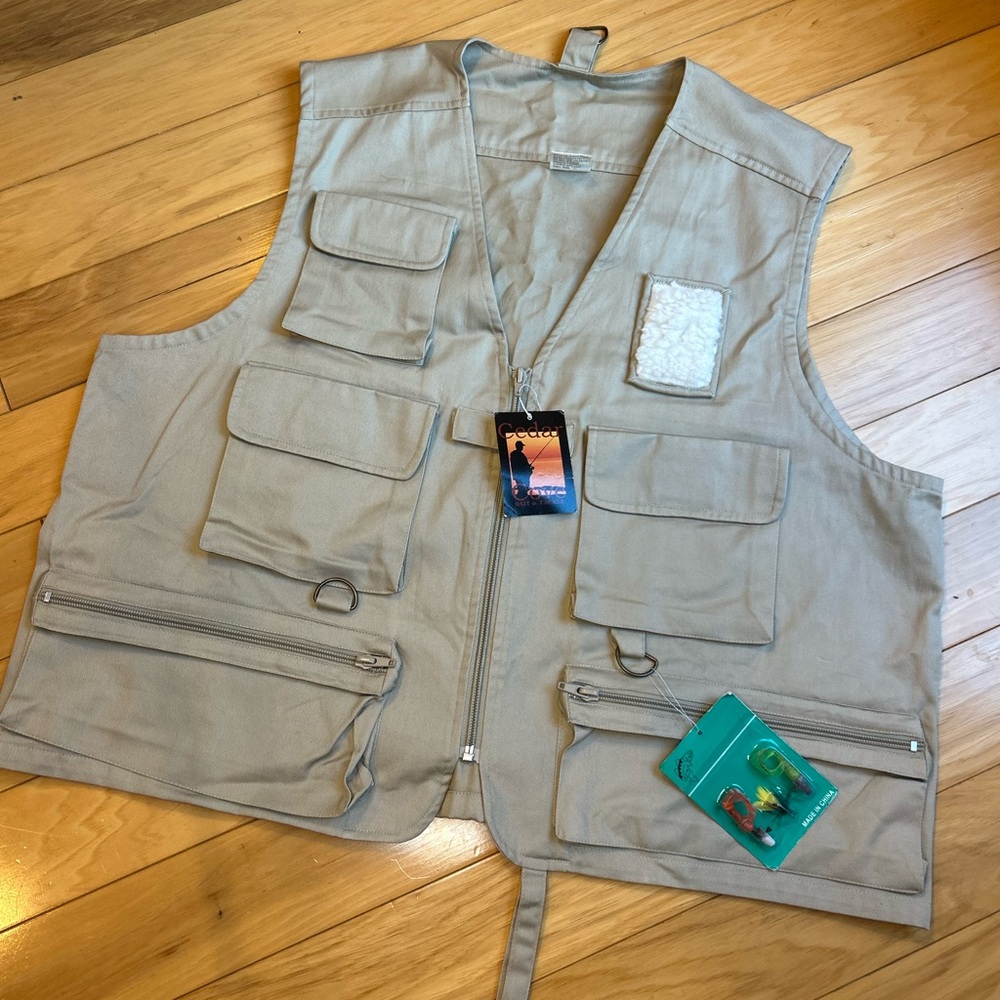 NWT Cedar Cove Bait & Tackle Stylish Gray Cotton Twill Fishing Vest - Picture 4 of 11
